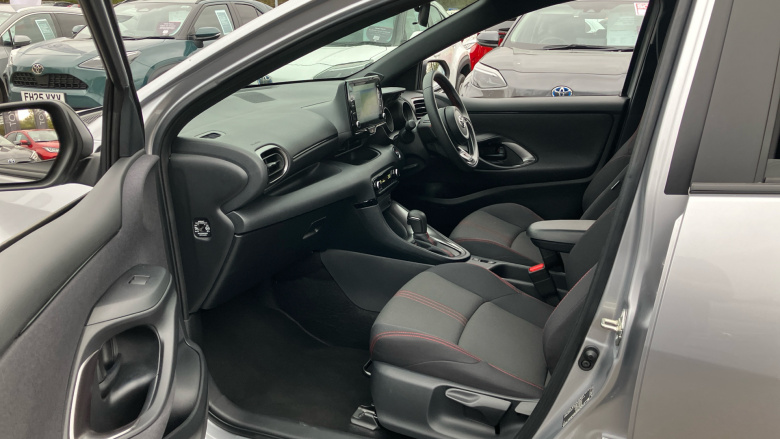 Toyota Yaris 1.5 Hybrid GR Sport 5dr CVT Hybrid Hatchback